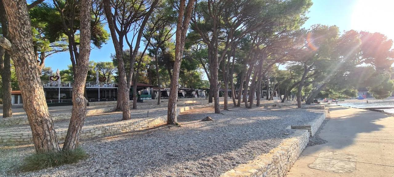 Mobile Home Noa บีโอกราดนาโมรู ภายนอก รูปภาพ