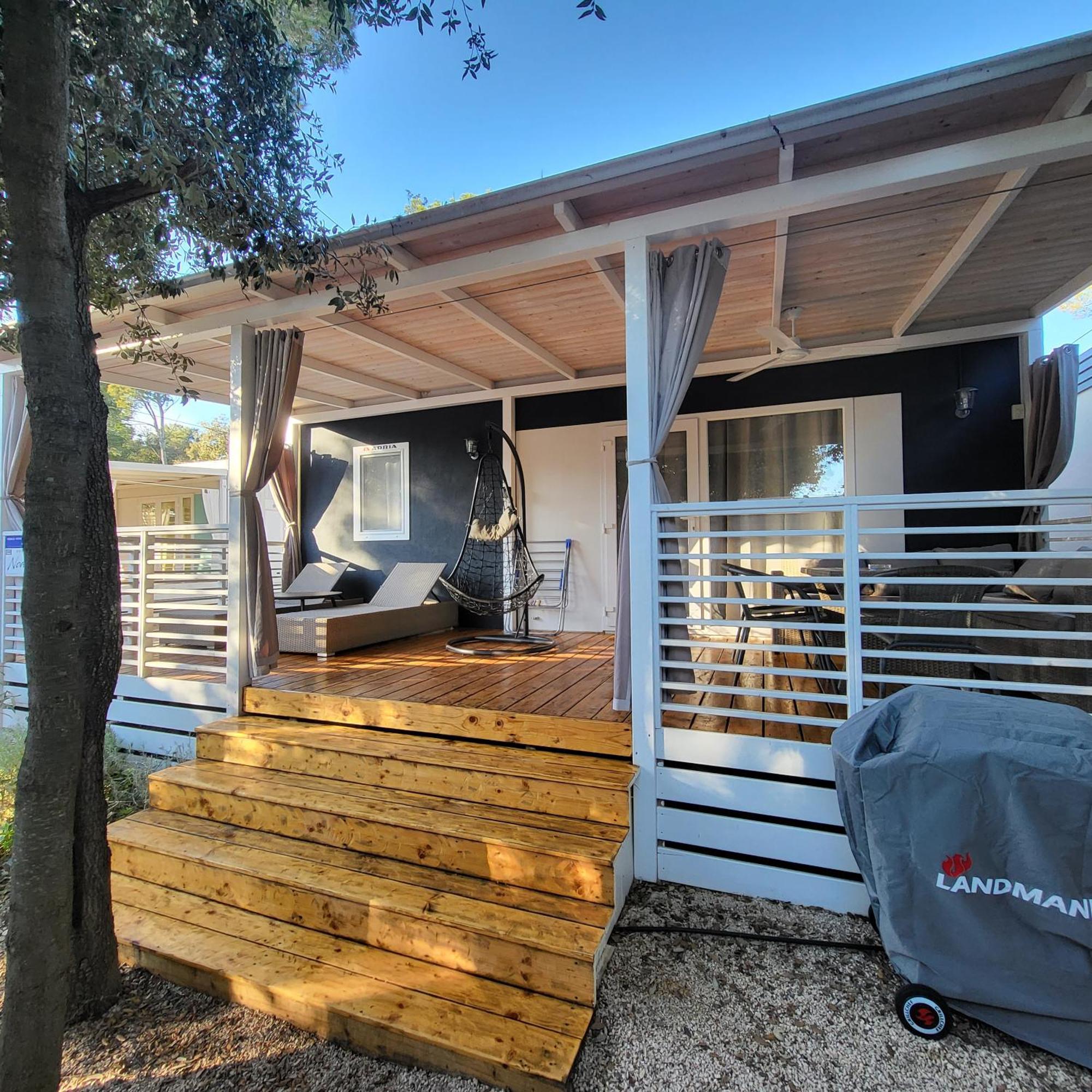 Mobile Home Noa บีโอกราดนาโมรู ภายนอก รูปภาพ